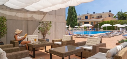 Hôtel Estrelicia 3*, Séjour Portugal, Madère, Île de Madère par Ôvoyages Hôtel Estrelicia 3*, Séjour Portugal, Madère, Île de Madère par Ôvoyages
