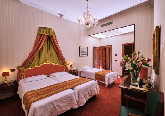 Hôtel Kette 4* Hôtel Kette 4*