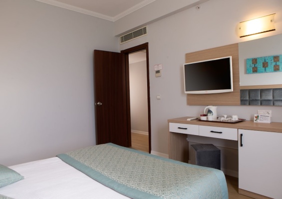 Hôtel Adonis 4* Hôtel Adonis 4*