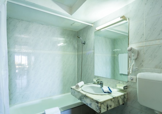 Hôtel Bellevue Aquarius 3* Hôtel Bellevue Aquarius 3*