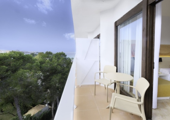 Hôtel AzuLine Bergantín 3* Hôtel AzuLine Bergantín 3*