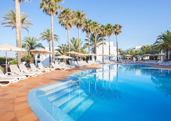 Hôtel Grupotel Mar de Menorca 4* Hôtel Grupotel Mar de Menorca 4*
