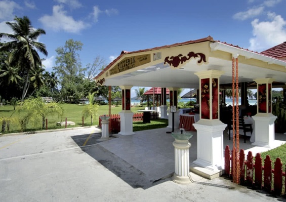 Hôtel Berjaya Praslin 2* Hôtel Berjaya Praslin 2*
