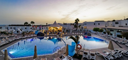 Hôtel Relaxia Lanzaplaya 3* Sup, Séjour Espagne & ses îles, Canaries, Lanzarote par Ôvoyages Hôtel Relaxia Lanzaplaya 3* Sup, Séjour Espagne & ses îles, Canaries, Lanzarote par Ôvoyages