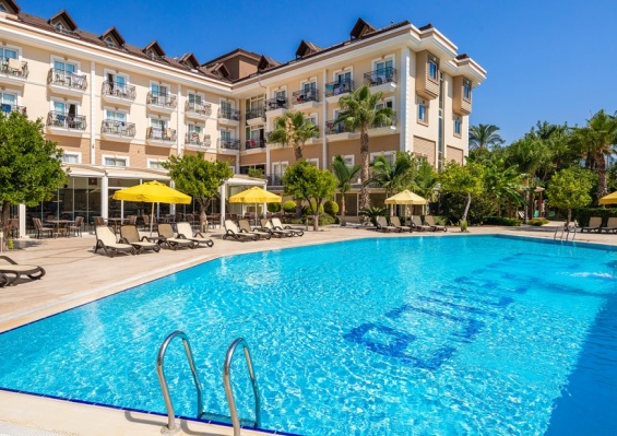 Hôtel L'Océanica Beach Resort 5* Hôtel L'Océanica Beach Resort 5*