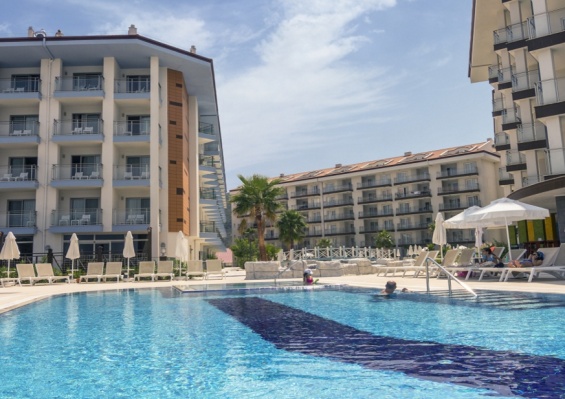 Hôtel & Suites Ramada by Wyndham Kusadasi 4* Hôtel & Suites Ramada by Wyndham Kusadasi 4*