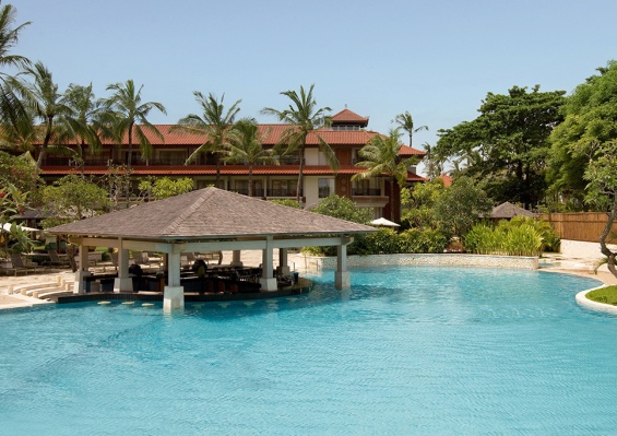 Hôtel Holiday Inn Resort Baruna 4* Hôtel Holiday Inn Resort Baruna 4*