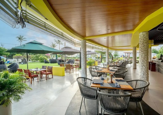 Hôtel Holiday Inn Resort Baruna 4* Hôtel Holiday Inn Resort Baruna 4*