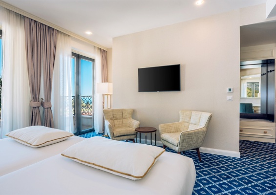 Hôtel Iberostar Waves Slavija 5* Hôtel Iberostar Waves Slavija 5*