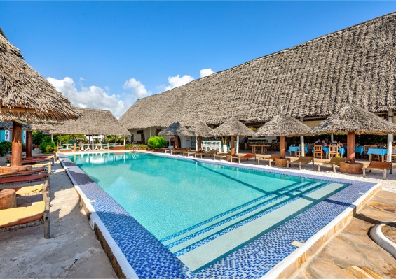 Hôtel AHG Sun Bay Mlilile 4* + Safari 1 nuit Hôtel AHG Sun Bay Mlilile 4* + Safari 1 nuit