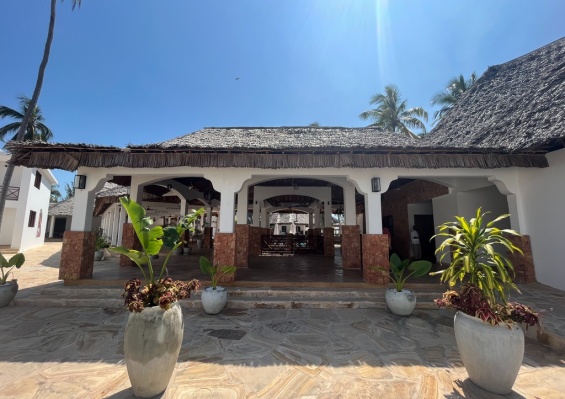 Combiné Ôclub Select SBH Monica Zanzibar 5* & Safari 2 nuits 4* Combiné Ôclub Select SBH Monica Zanzibar 5* & Safari 2 nuits 4*