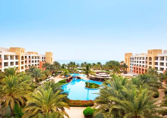 Hôtel DoubleTree by Hilton Muscat Al Waha 5* Hôtel DoubleTree by Hilton Muscat Al Waha 5*