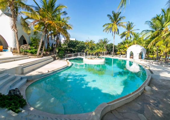 Combiné Ôclub Experience Sun Palm Beach Hotel & Resort 4* + Safari 3 nuits dans le parc national de Tsavo Combiné Ôclub Experience Sun Palm Beach Hotel & Resort 4* + Safari 3 nuits dans le parc national de Tsavo