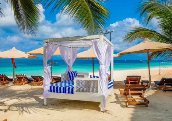 Combiné Royal Zanzibar Beach Resort 5* + Safari 2 nuits dans la réserve de Selous Combiné Royal Zanzibar Beach Resort 5* + Safari 2 nuits dans la réserve de Selous