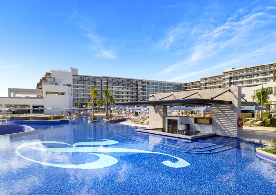 Ôclub Select Royalton Splash Riviera 5* & Mystique Holbox by Royalton 4* Ôclub Select Royalton Splash Riviera 5* & Mystique Holbox by Royalton 4*