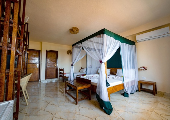 Combiné Palumbo Waves Resort 4* & Safari 2 nuits dans la réserve de Selous en avion Combiné Palumbo Waves Resort 4* & Safari 2 nuits dans la réserve de Selous en avion - photo 5