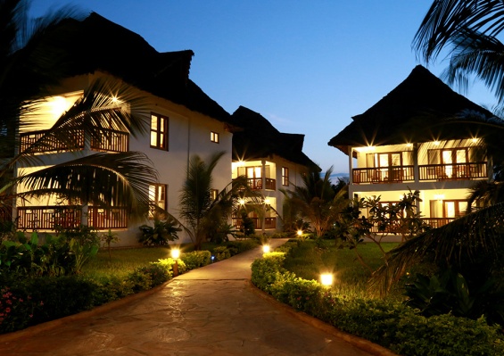 Combiné Zanzibar Bahari Villas 4* + Safari 2 nuits dans la réserve de Selous en avion Combiné Zanzibar Bahari Villas 4* + Safari 2 nuits dans la réserve de Selous en avion - photo 2
