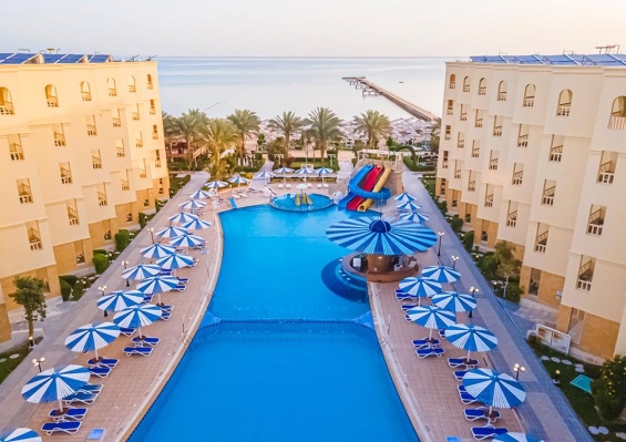 Hôtel AMC Royal Hotel & Spa 5* Hôtel AMC Royal Hotel & Spa 5*