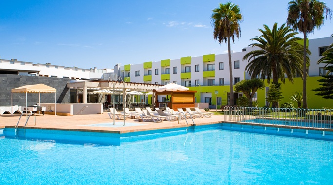 Hôtel Livvo Corralejo Beach 4* by Ôvoyages, Séjour Espagne & ses îles, Canaries, Fuerteventura par Ôvoyages Hôtel Livvo Corralejo Beach 4* by Ôvoyages, Séjour Espagne & ses îles, Canaries, Fuerteventura par Ôvoyages