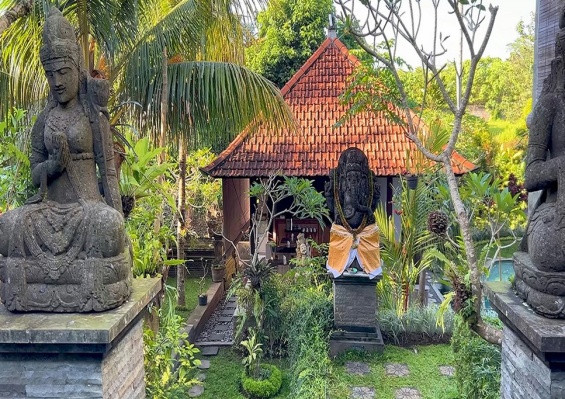 Combiné Charmes Balinais & Ôclub Select Merusaka Nusa Dua 5* Combiné Charmes Balinais & Ôclub Select Merusaka Nusa Dua 5*