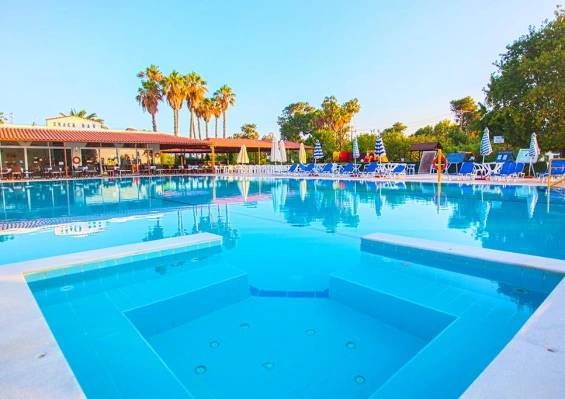 Hôtel Continental Palace 4* Hôtel Continental Palace 4*