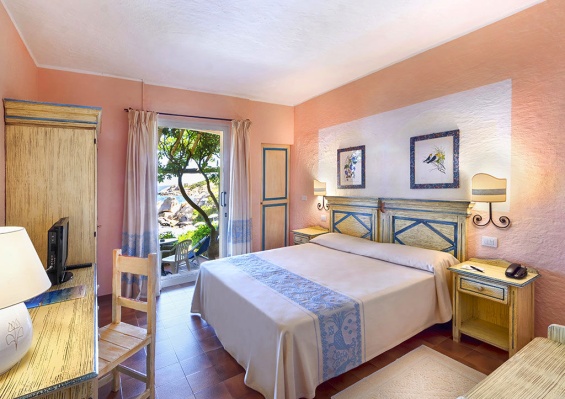 Hôtel Grand Smeraldo Beach 4* Hôtel Grand Smeraldo Beach 4*