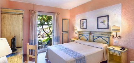 Hôtel Grand Smeraldo Beach 4*, Séjour Italie, Sardaigne par Ôvoyages Hôtel Grand Smeraldo Beach 4*, Séjour Italie, Sardaigne par Ôvoyages