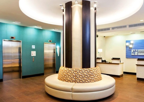 Hôtel Holiday Inn Times Square 3* Hôtel Holiday Inn Times Square 3*