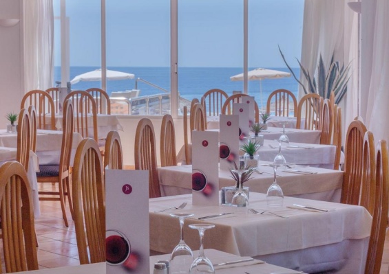 Hôtel JS Cape Colom 3* Adult Only +18 Hôtel JS Cape Colom 3* Adult Only +18