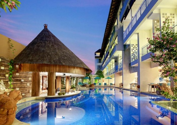 Hôtel Jimbaran Bay Beach Resort & Spa 4* Hôtel Jimbaran Bay Beach Resort & Spa 4*
