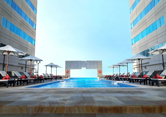 Hôtel Radisson Blu Hotel Barsha Heights 5* Hôtel Radisson Blu Hotel Barsha Heights 5*