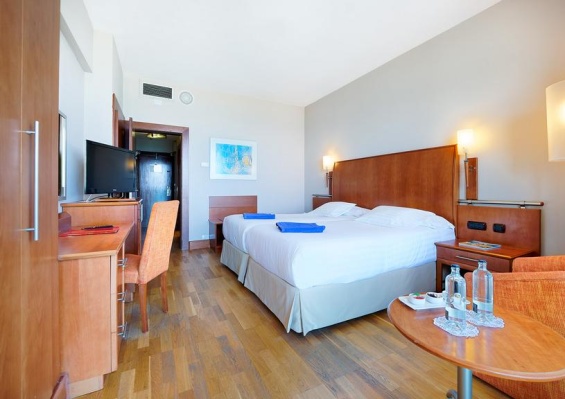 Hôtel Bull Reina Isabel & Spa 4* Hôtel Bull Reina Isabel & Spa 4*