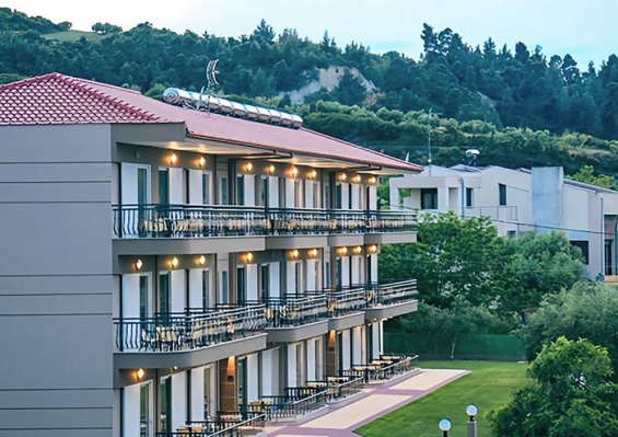 Hôtel Royal Hotel & Suites 4* by Ôvoyages Hôtel Royal Hotel & Suites 4* by Ôvoyages