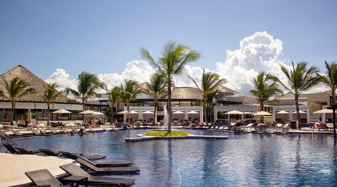 Hôtel Royalton Chic Punta Cana, An Autograph Collection All-Inclusive Resort & Casino 5* Adult Only +18, Séjour République Dominicaine, Punta Cana par Ôvoyages Hôtel Royalton Chic Punta Cana, An Autograph Collection All-Inclusive Resort & Casino 5* Adult Only +18, Séjour République Dominicaine, Punta Cana par Ôvoyages