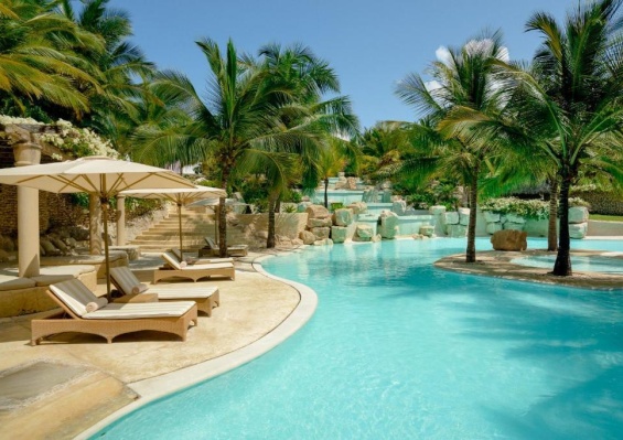 Hôtel Swahili Beach Resort 5* + Safari 3 nuits Hôtel Swahili Beach Resort 5* + Safari 3 nuits