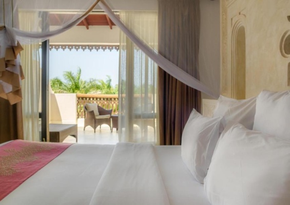 Hôtel Swahili Beach Resort 5* + Safari 3 nuits Hôtel Swahili Beach Resort 5* + Safari 3 nuits