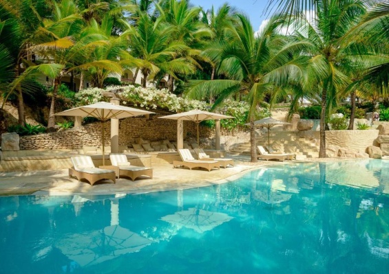 Hôtel Swahili Beach Resort 5* + Safari 3 nuits Hôtel Swahili Beach Resort 5* + Safari 3 nuits