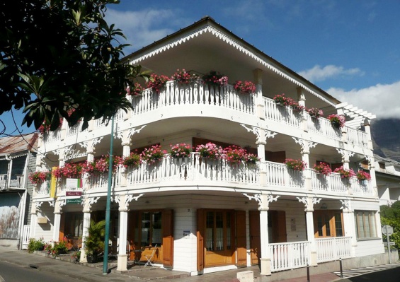 Hôtel & Spa Tsilaosa 4* Hôtel & Spa Tsilaosa 4*