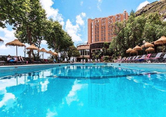 Hôtel Dom Pedro Madeira 4* (Excursions Energie de Madère incluses) Hôtel Dom Pedro Madeira 4* (Excursions Energie de Madère incluses)
