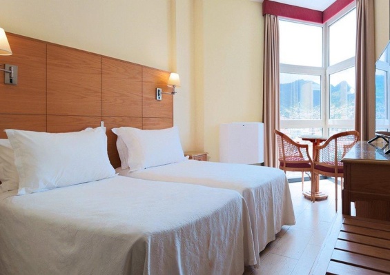 Hôtel Dom Pedro Madeira 4* (Excursions Energie de Madère incluses) Hôtel Dom Pedro Madeira 4* (Excursions Energie de Madère incluses)