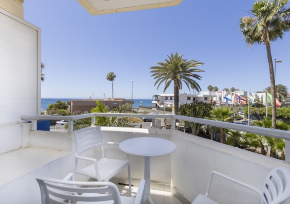 Hôtel LIVVO Veril Playa Hotel & Suites 3* by Ôvoyages Hôtel LIVVO Veril Playa Hotel & Suites 3* by Ôvoyages