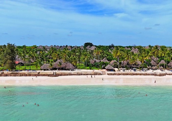 Hôtel BlueBay Beach Resort & Spa 5* + Safari 1 nuit en avion Hôtel BlueBay Beach Resort & Spa 5* + Safari 1 nuit en avion