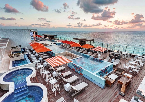 Hôtel Royalton CHIC Cancun 5* An Autograph Collection All-Inclusive Resort Adult Only +18 Hôtel Royalton CHIC Cancun 5* An Autograph Collection All-Inclusive Resort Adult Only +18